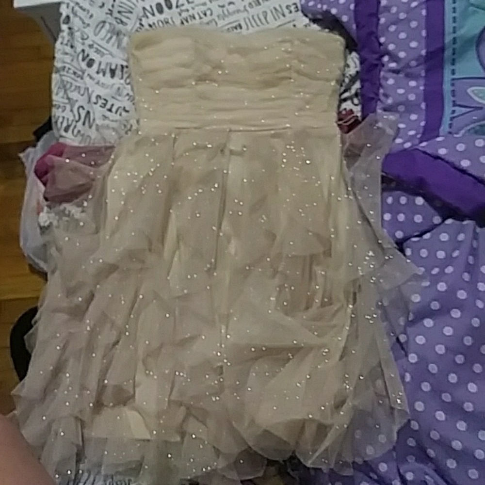 Strapless dress